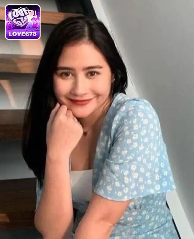 Prilly Latuconsina-OPPATOTO 