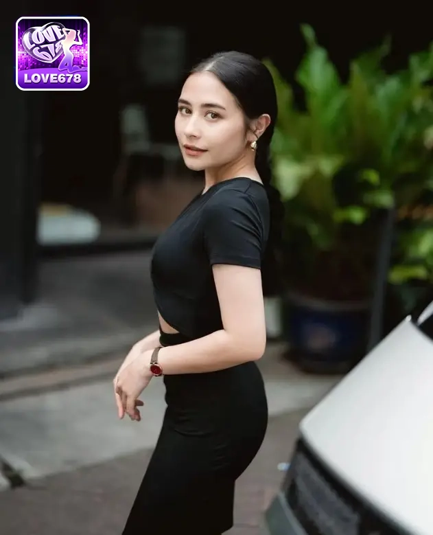 Prilly Latuconsina-OPPATOTO 